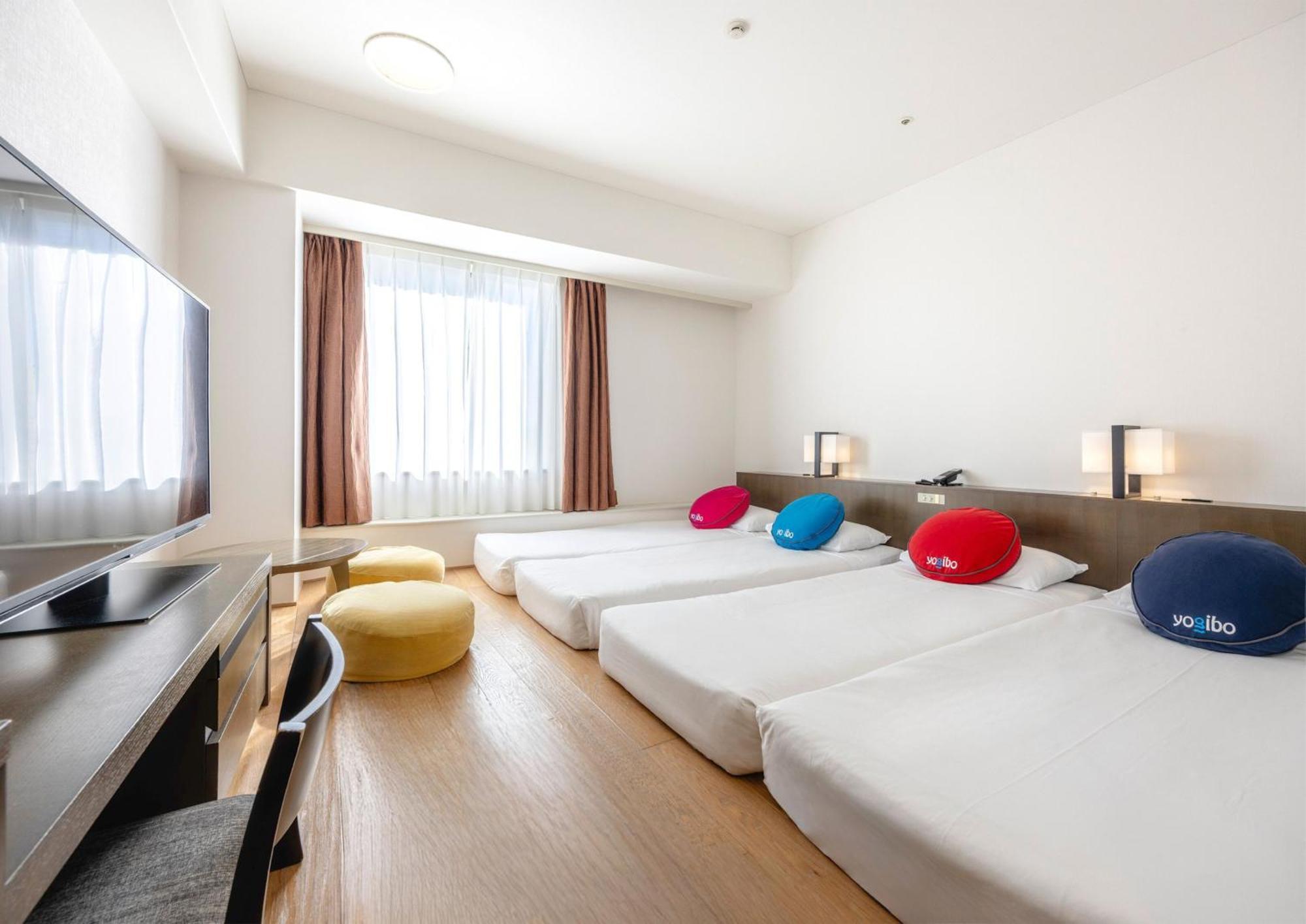Quadruple Room Mattresses Wooden Floor Non-Smoking