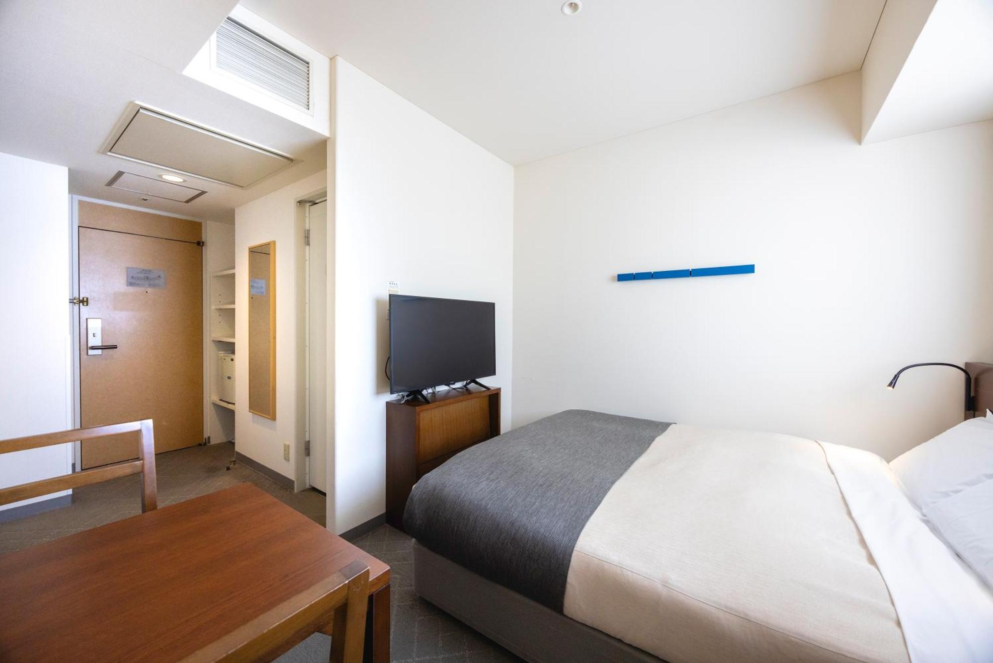 Superior Deluxe Double Room on High Floor Non-Smoking